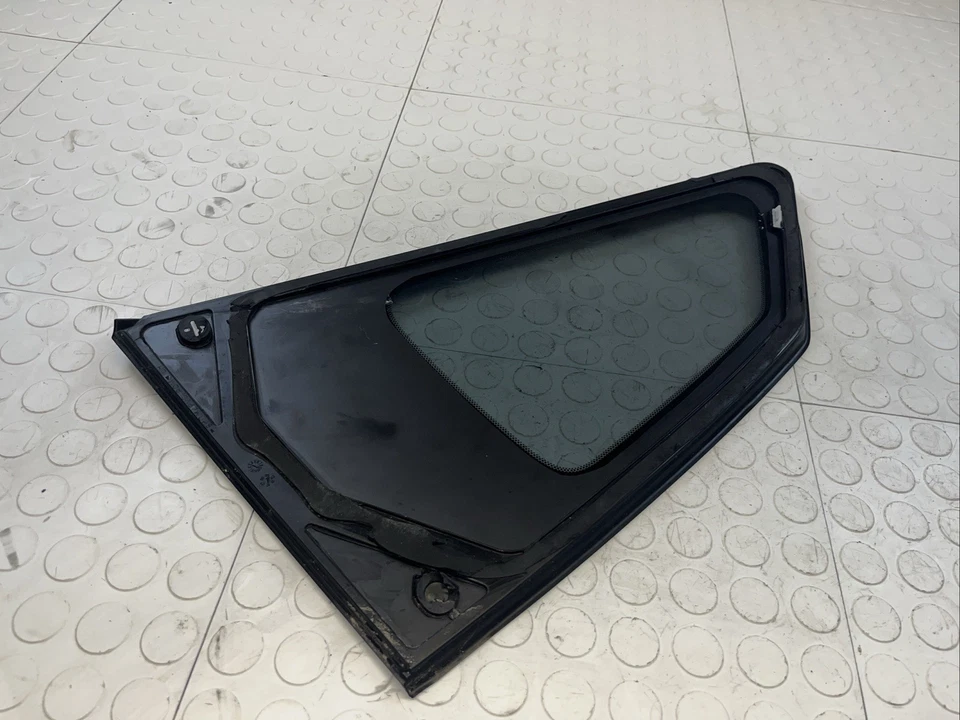 NISSAN GTR R35 LH 2012-2023 CUARTO TRASERO IZQUIERDO CRISTAL VENTANA OEM Foto 2 de 4