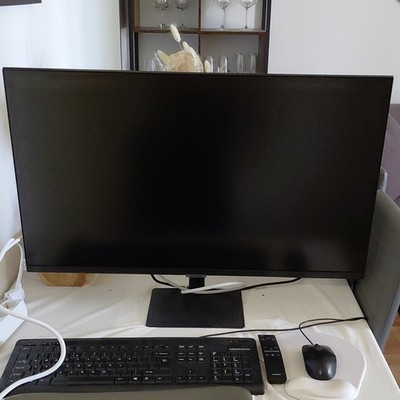 Samsung M5 (32) Smart Monitor 32 Zoll LCD Monitor FHD 60 Hz HDMI schwarz
