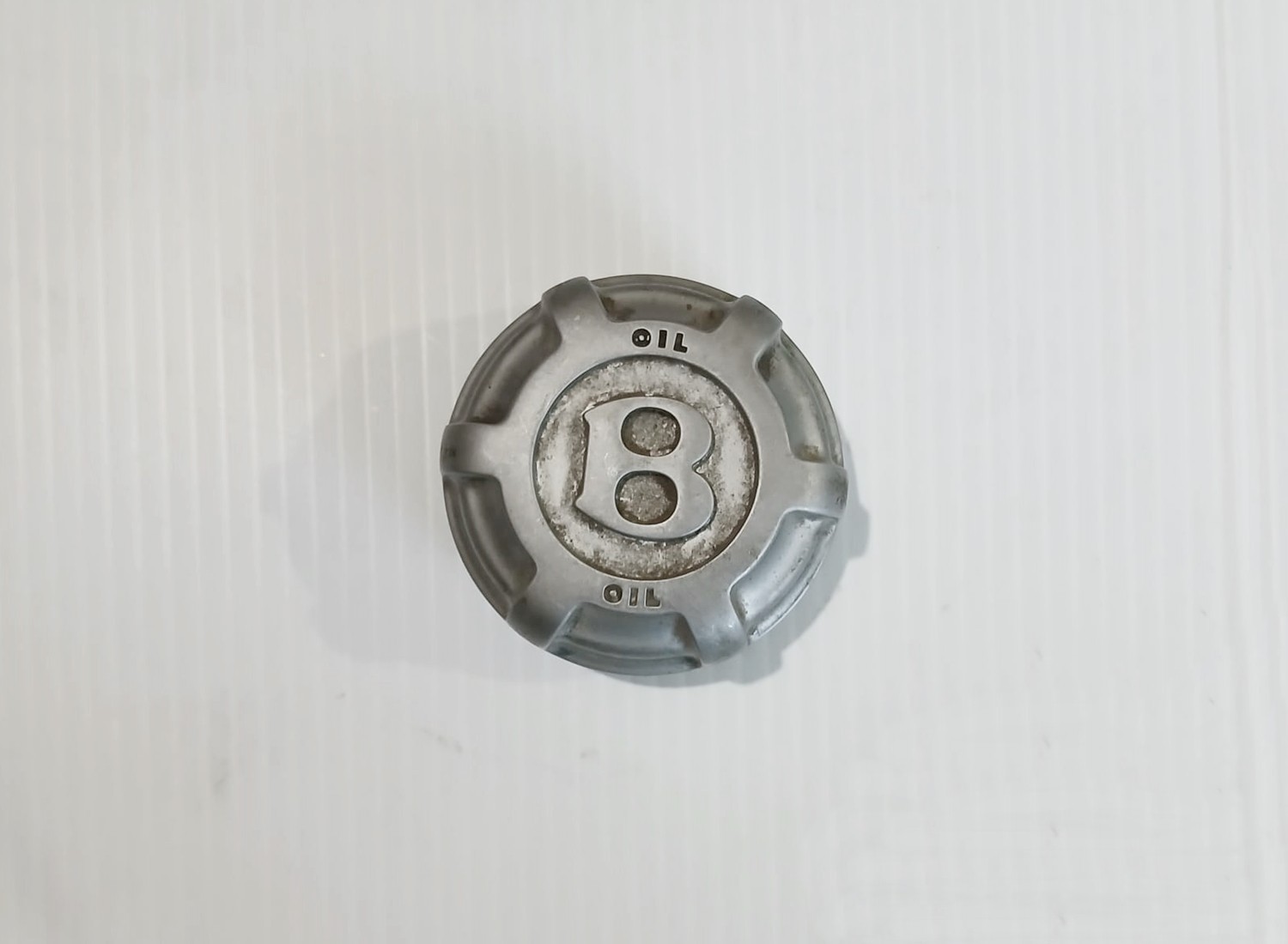 2003 - 2017 BENTLEY CONTINENTAL GTC 4.0L OEM ENGINE OIL CAP