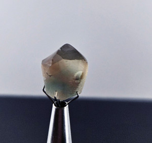 3.5 grams Oregon Sunstone Red Green Facet Rough