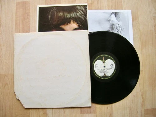 BEATLES white album Apple PMC 7068  UK  + 2 posters  2LP  MONO  VG++