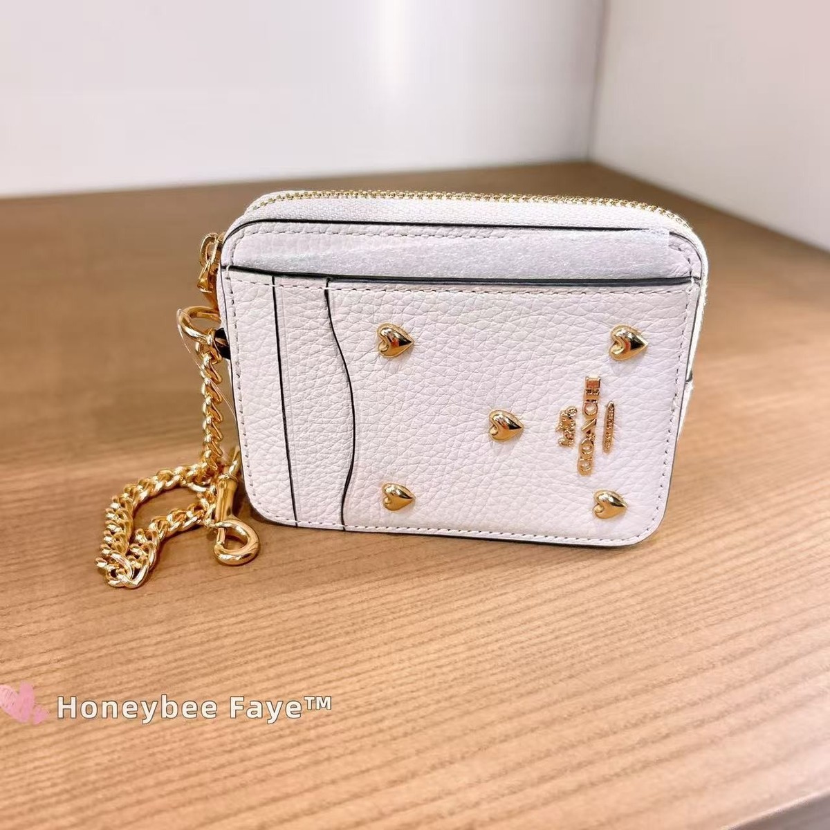 NWT Coach Zip Card Case In Signature Leather With Heart Charm