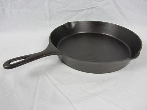 National Wagner Ware Sidney O No. 9 Cast Iron Skillet Dual Logo W/ Size Number