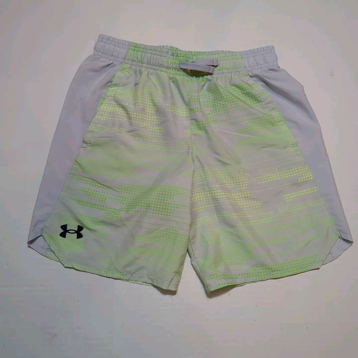 Under Armour Boy's Board Shorts Size Large 24 In White Neon Green Pockets  Beach
