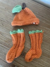 3 Pieces Newborn Halloween Fall Pumpkin Crochet Outfit Hat  Socks 0-6 Month