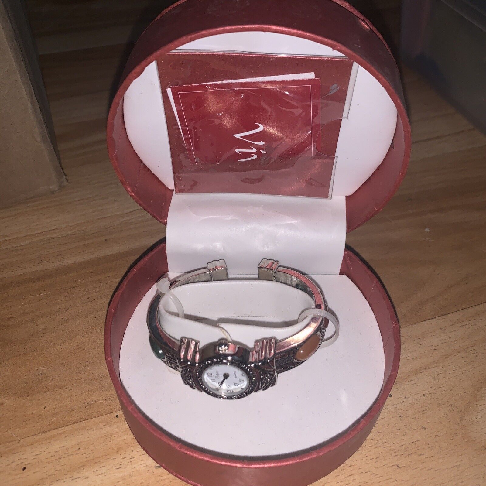Foto 1 di 2