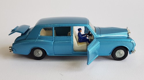Dinky Toys No. 124, Rolls-Royce Phantom V Superb Very Near Mint Condition - Picture 9 of 15