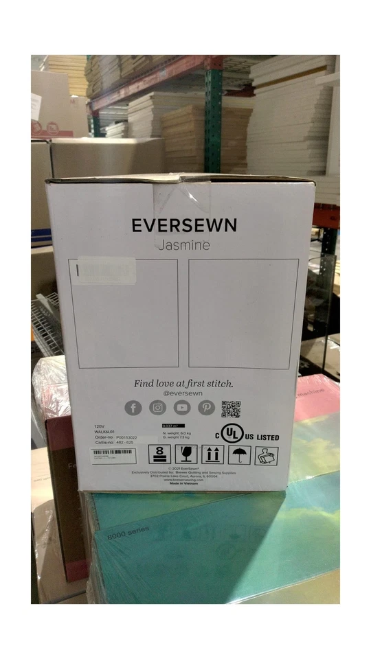Eversewn Heavy Duty Jasmine Sewing Machine Pink, WALK6L01 - Image 4 of 4