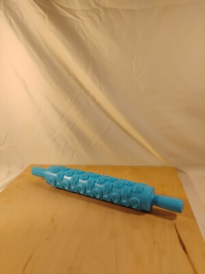 Roses Engraved Roller Embossed Printing Rolling Pin DIY Fondant Embossing  
