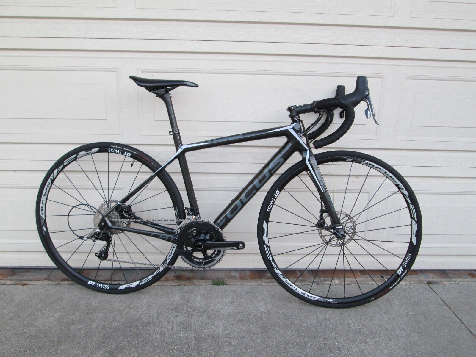 FOCUS CAYO ,Disc hydraulic,Sram Rival, 11 Speed Carbon Road Bike Size XS (46cm)
