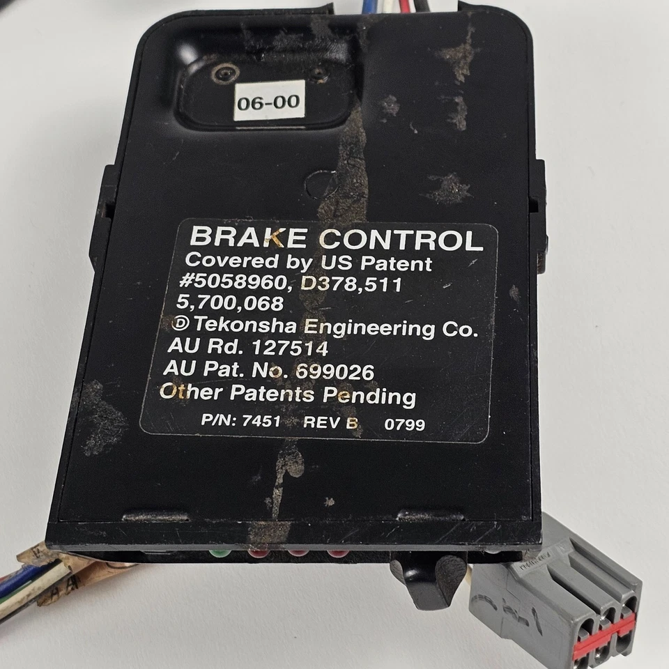 Tekonsha Sentinel Trailer Brake Controller #7451 (Ford F-350) - Imagem 3 de 4