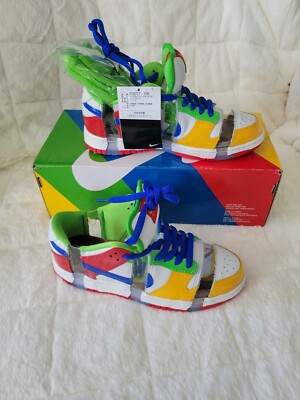 Nike Dunk Low SB Sandy Bodecker OG QS SIZE 7 MENS SIZE 8.5