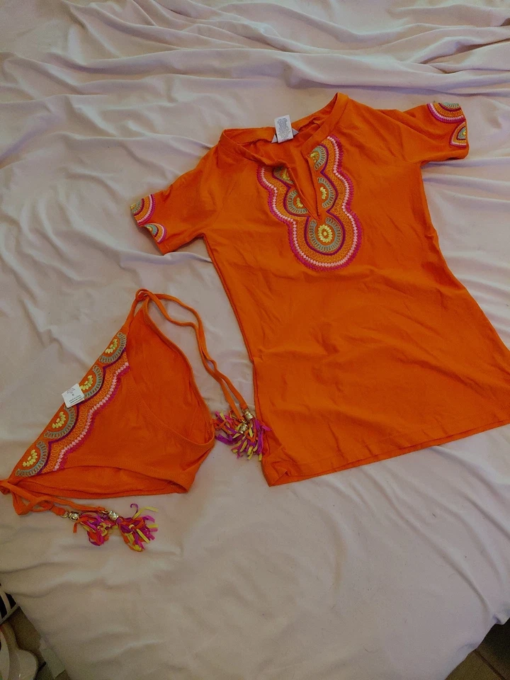 Conjunto Top y Bikini Trina Turk Rashguard S/M Naranja Bordado Foto 2 de 4