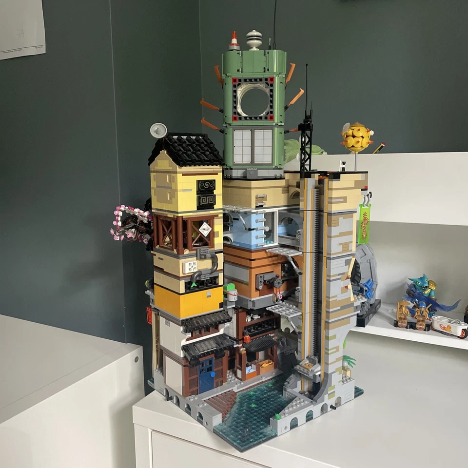 LEGO 70620 NINJAGO City, photo 2 of 5