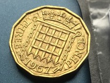 1967 UNC  Elizabeth II  British Threepenny  uncirculated 3d
