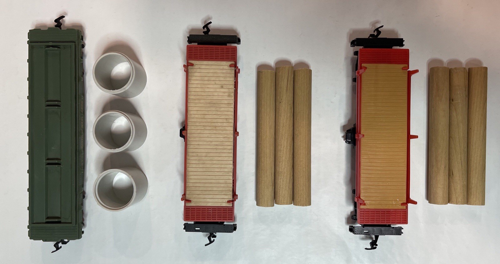 Lot of (10) HO Scale Freight Train Cars,Passenger Car,Box Cars,Flat ...