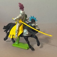 Vintage Deetail Britains Medieval Knight Toy Figure England 1971 Joust Horse UK