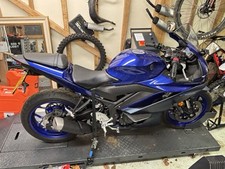 Yamaha R3