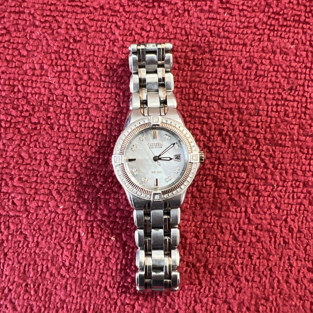 Citizen Signature Collection E011 S062543 Women s Eco Solar