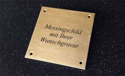 MESSINGSCHILD Türschild - quadratisch 80x80 mm - mit Ihrer WUNSCHGRAVUR
