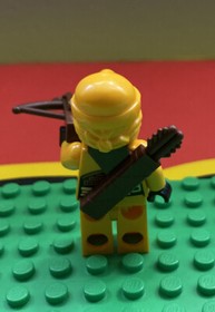 Lego Ninjago Skylor Minifigure yellow Ninja w/ 2 weapon from 70746 New