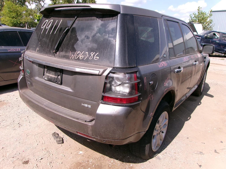 Used Front Right Fender fits: 2011 Land rover Lr2 Front Right Grade A - Imagem 4 de 4