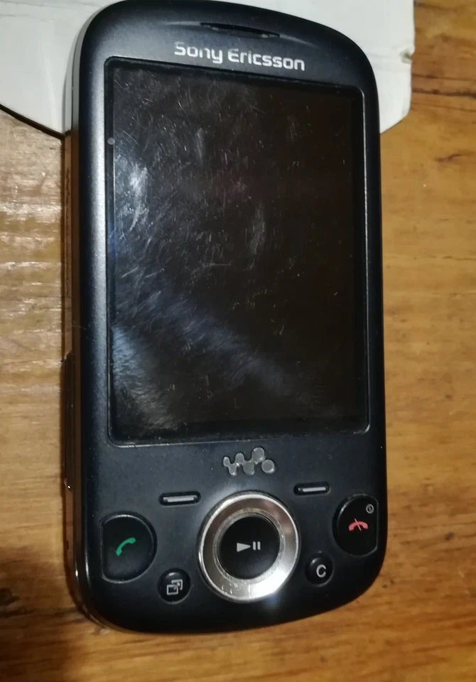 Sony Ericsson W20i Jazz Black - Image 3 of 4