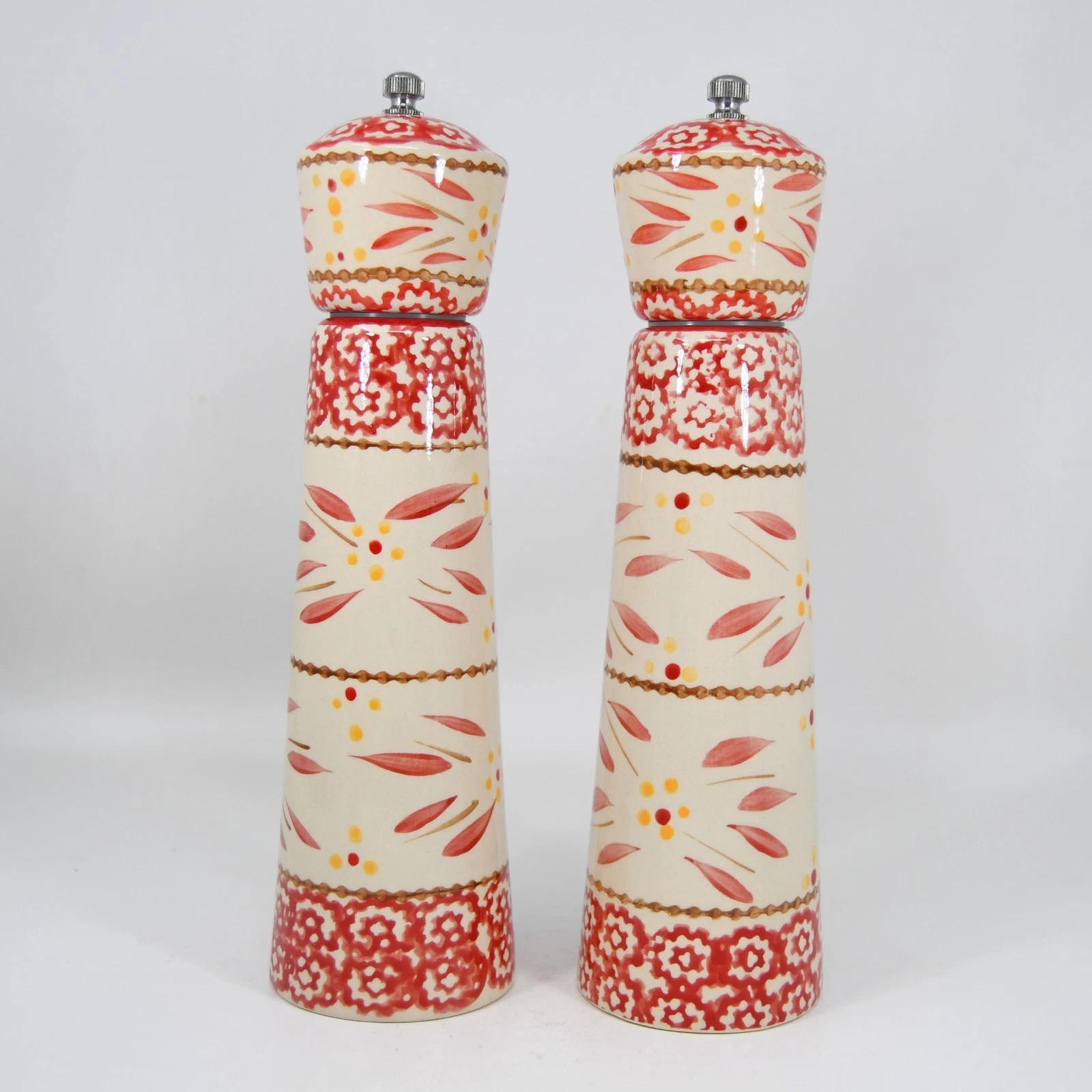 Rare Temp-tations Old World Red Ceramic 9 3/4" Salt & Pepper Grinder Mill HTF