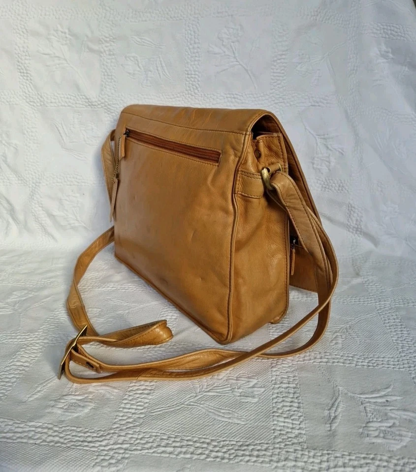 Visconti Leather Messenger Bag Unisex Retro Vintage Shoulder Satchel Tan Brown. - Image 3 of 4