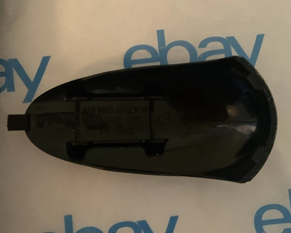 TiVo HD Universal Remote Control Model SMLD-00157-000 - Image 3 of 4