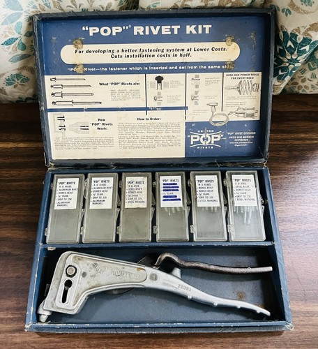Vintage USM Pop Riveter United Shoe Machinery Corp Hand Rivet Used With Box