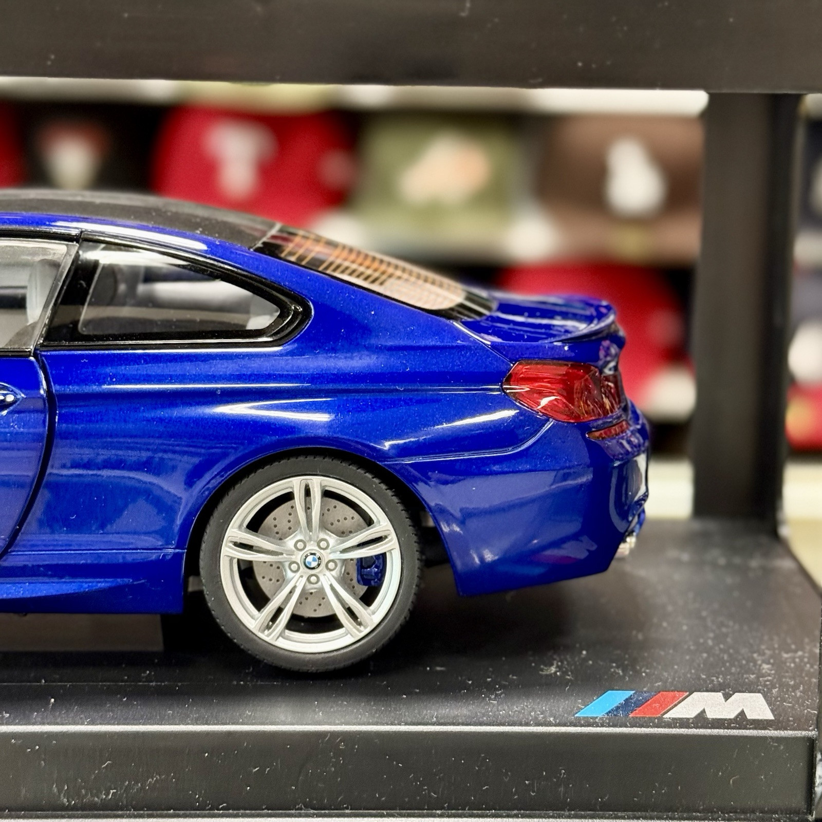 Kyosho BMW M6 Coupe Blue 1/18 Scale Diecast Model Car | Dealer