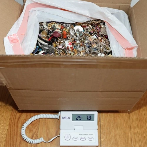 Massive Bulk Vintage-Now Wearable Costume Fashion Jewelry Lot ~ 25 lbs 7.8 oz 🔥