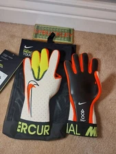 NIKE MERCURIAL TOUCH ELITE SOCCER GOALIE GOALKEEPER GLOVES, DC1980-100