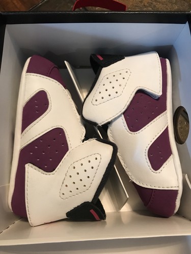 Jordan Retro 6 Grape Size 4C Baby 