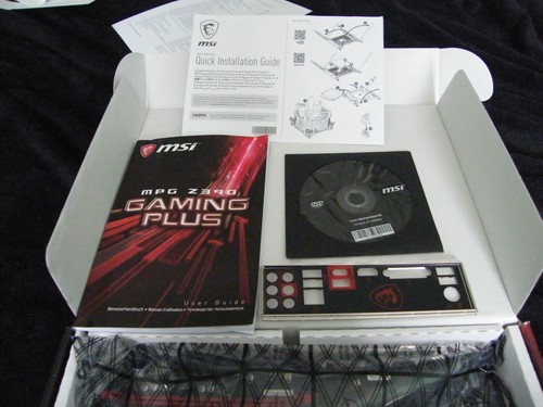 MSI MPG Z390 Gaming Plus ATX LGA 1151, Intel Motherboard (Faulty but working ) - Afbeelding 2 van 12