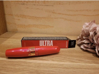 Ultra Volume Mascara Blackest Black UVP 9£