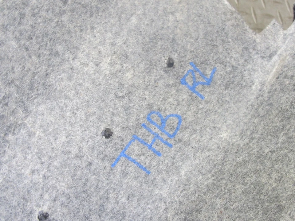 94-99 BMW E36 328iC CONVERTIBLE JUEGO DE 2 ALFOMBRILLAS MALETERO TRASERO REVESTIMIENTO PANEL MOLDURA OEM Foto 2 de 4