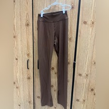 Brown High-Waisted Leggings textured