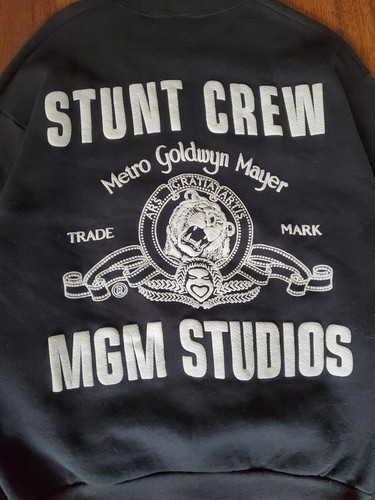 Rare Vintage 90s MGM Studios Metro Goldwyn Mayer STUNT CREW Black Crewneck Medium - Bild 2 von 14
