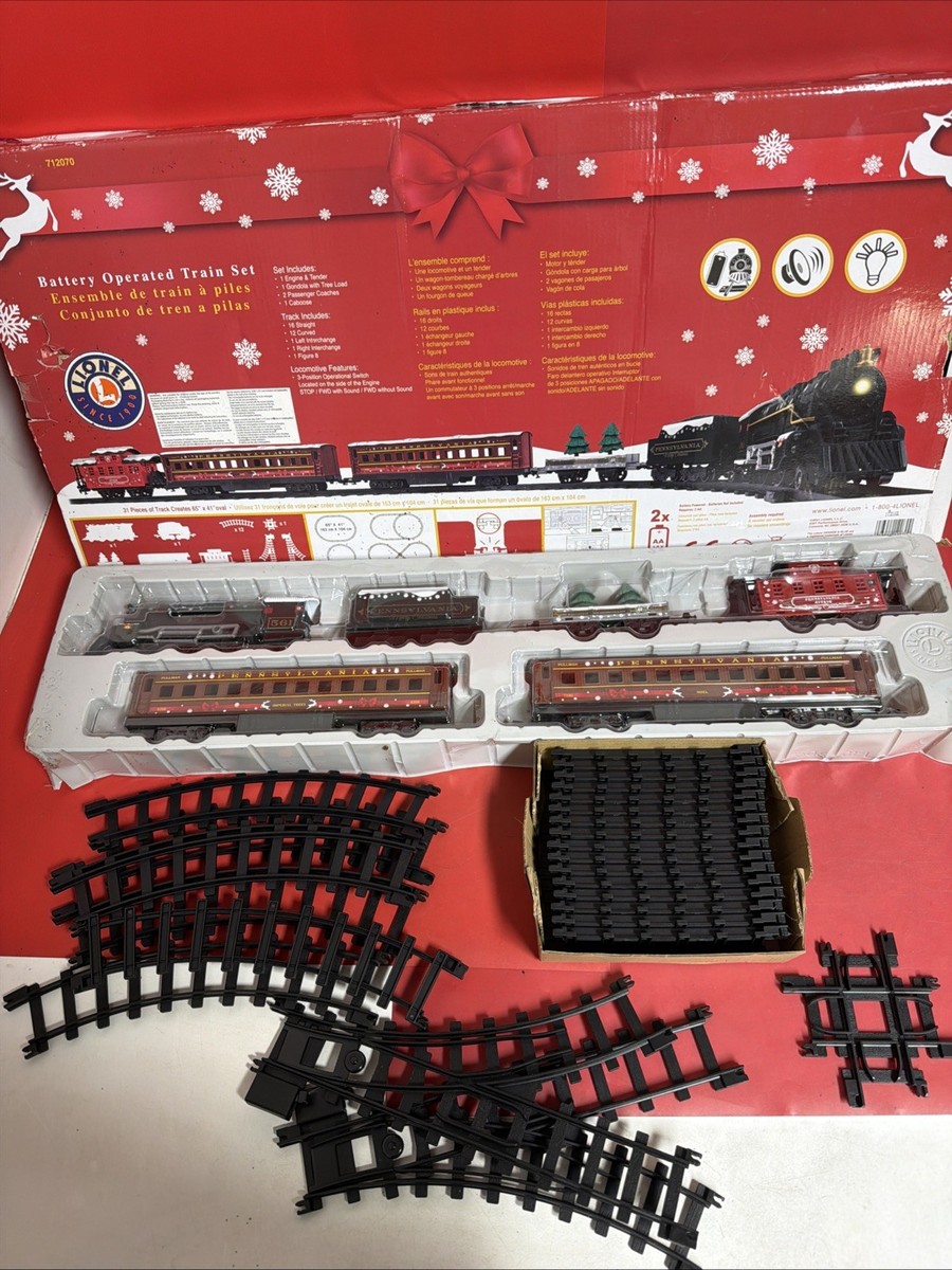 Lionel 32 Piece Holiday Battery Operated Train PRR Pennsylvania
