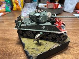 1/35 scale built american sherman easy eight tank. armour