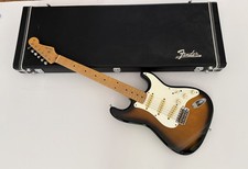 Fender Stratocaster 1954 réédition col V fabriqué au Japon en 1991 Sunburst étui rigide