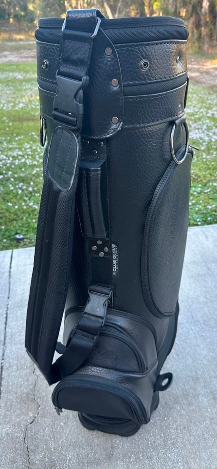 Bolsa de golf The Club Glove de cuero tradicional de 6 vías negra vintage con cubierta para lluvia Foto 3 de 4