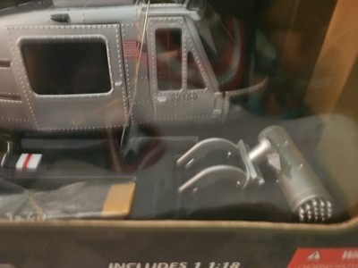 21ST CENTURYTOYS UH-1 ヘリコプター 21センチュリートイズ Ultimate Soldier 21st Century Toys UH1C CIA Air America Huey