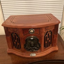 Thomas Pacconi Classics Millennium Series Turntable Record Player TPC-MSE-700-B