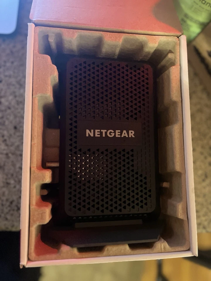 Netgear CM600 Docsis 3.0 Cable Modem High Speed 960mbps - Image 4 of 4