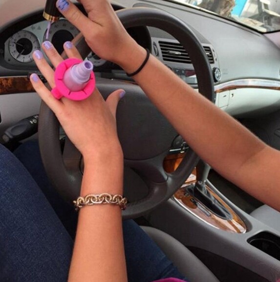 Bague Porte vernis en silicone - Porte Bouteille Vernis - Pratique