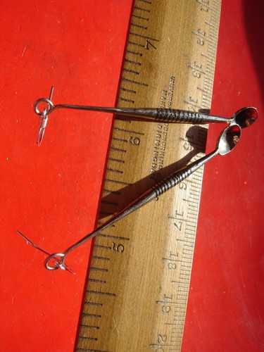 Niger Tuareg hand engraved fine SPOON earrings with stripes - L60 mm - Picture 7 of 7