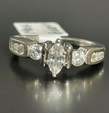 14K WHITE GOLD DIAMOND ENGAGEMENT RING SIZE 5